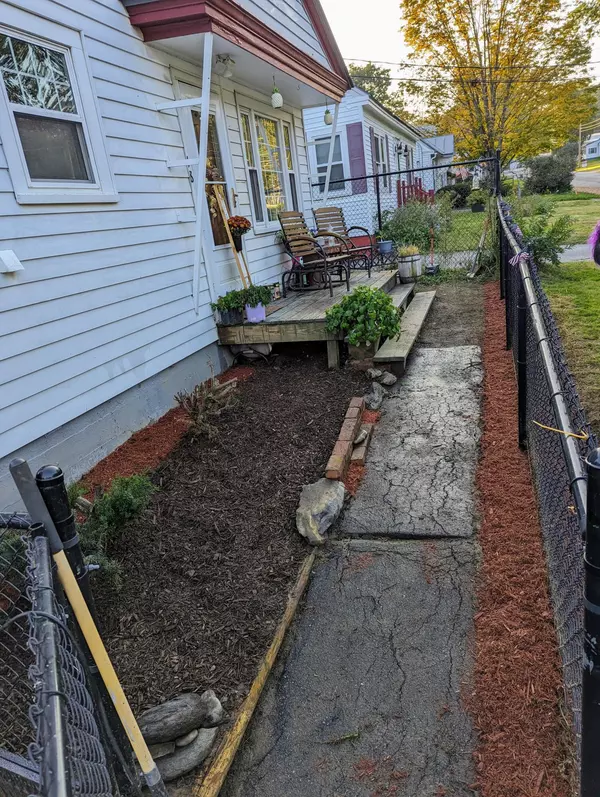 Waterville, ME 04901,48 Francis ST