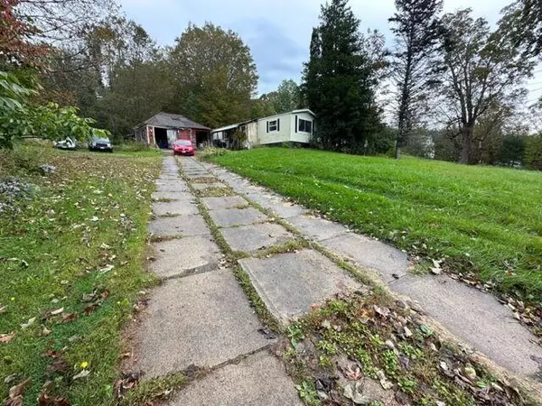 Strong, ME 04983,44 Norton Hill RD