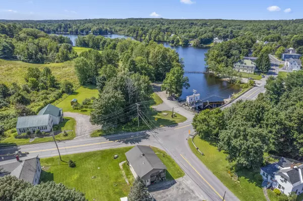 Oakland, ME 04963,158 S Alpine ST