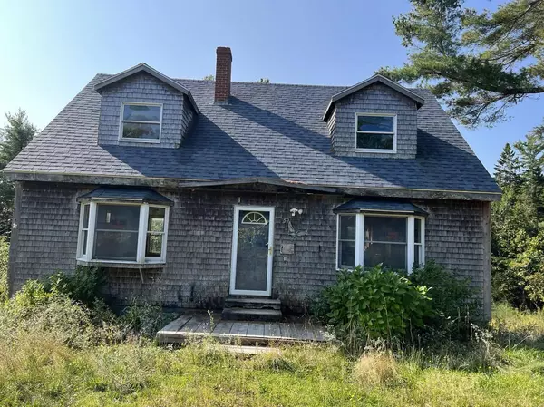 59 Garnet Head RD, Pembroke, ME 04666