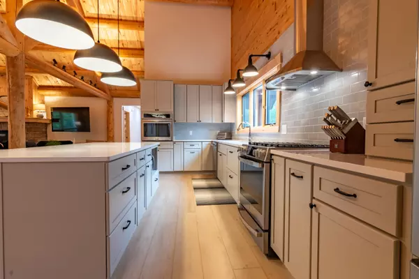 Kingfield, ME 04947,12 Hillside DR