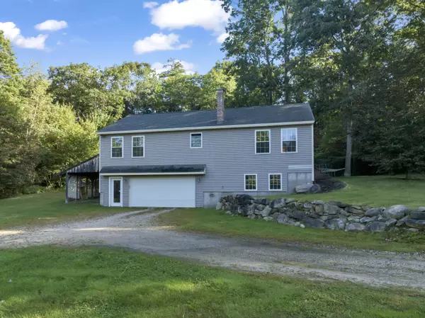 40 Rustic WAY, New Gloucester, ME 04260