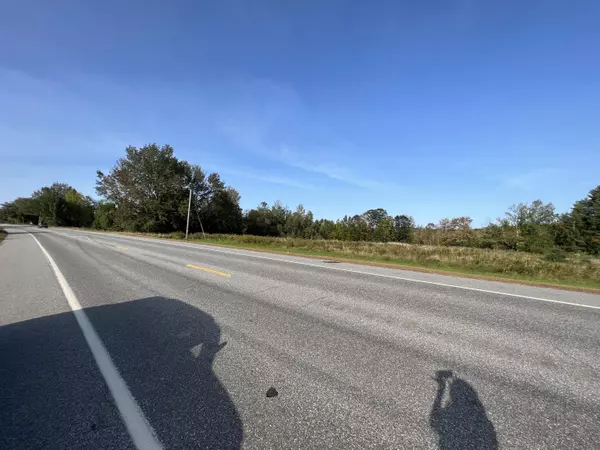 Mechanic Falls, ME 04256,487 Pigeon Hill RD