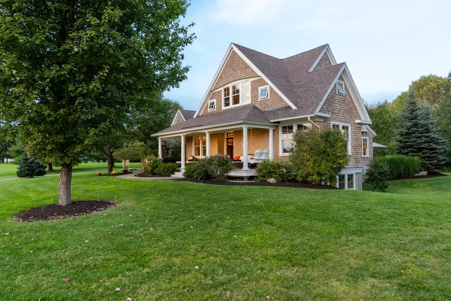 36 Goldenrod LN, North Yarmouth, ME 04097