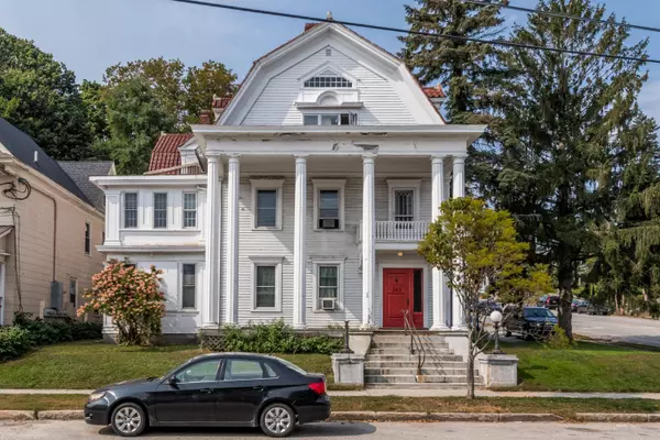 243 Main ST, Auburn, ME 04210