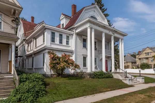 Auburn, ME 04210,243 Main ST