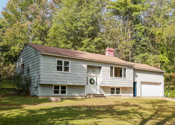 65 Everett RD, Poland, ME 04274