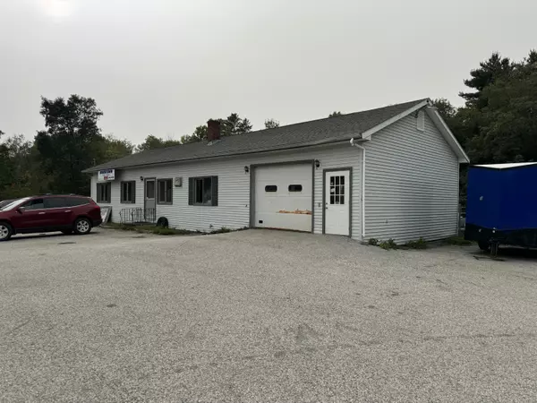 Hampden, ME 04444,574 N N Main ST
