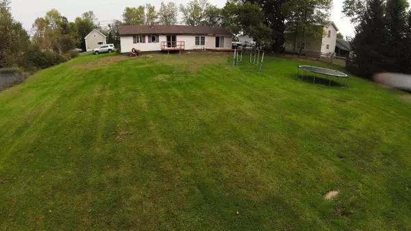 Newport, ME 04953,201 Elm ST