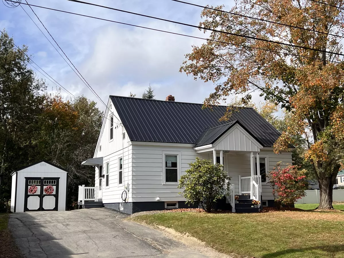 Waterville, ME 04901,108 Carver ST