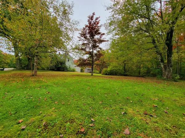 New Gloucester, ME 04260,9 Church RD