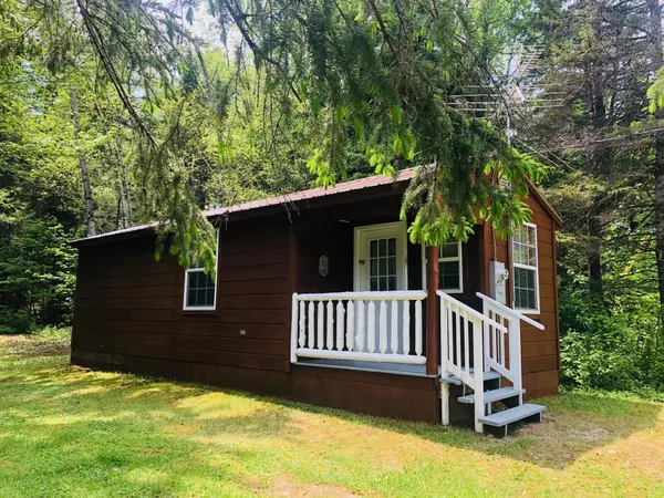646 Crystal RD, Crystal, ME 04747