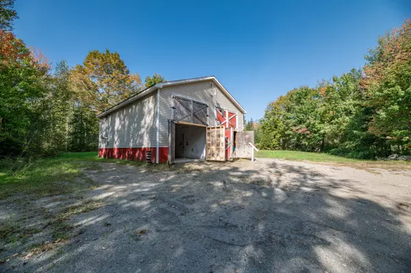 103 Marston Meadow RD, Glenburn, ME 04401