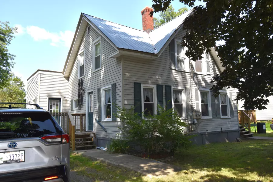 38 Academy Street, Hartland, ME 04943