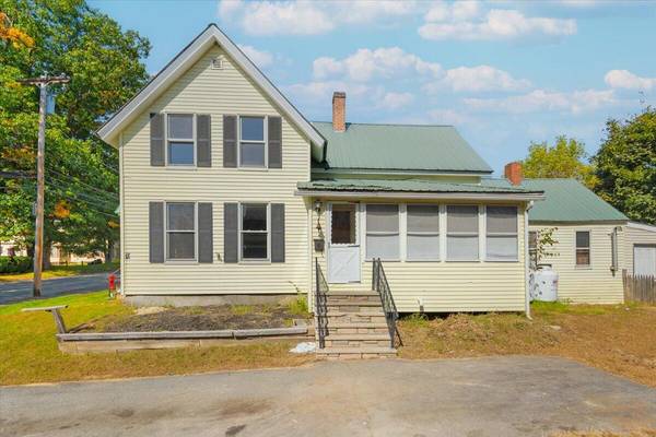 15 Pleasant ST, Livermore Falls, ME 04254