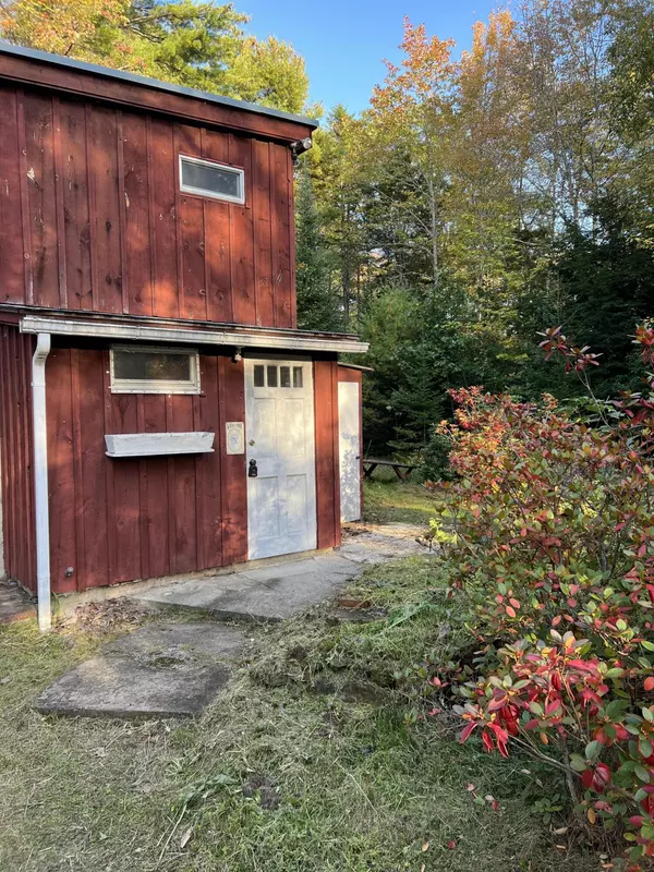 Waldoboro, ME 04572,1315 Manktown RD