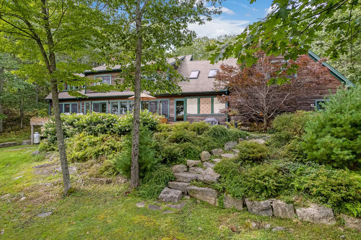 Wiscasset, ME 04578,136 Clarks Point RD