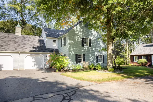 23 Arrowwood CT #23, South Portland, ME 04106