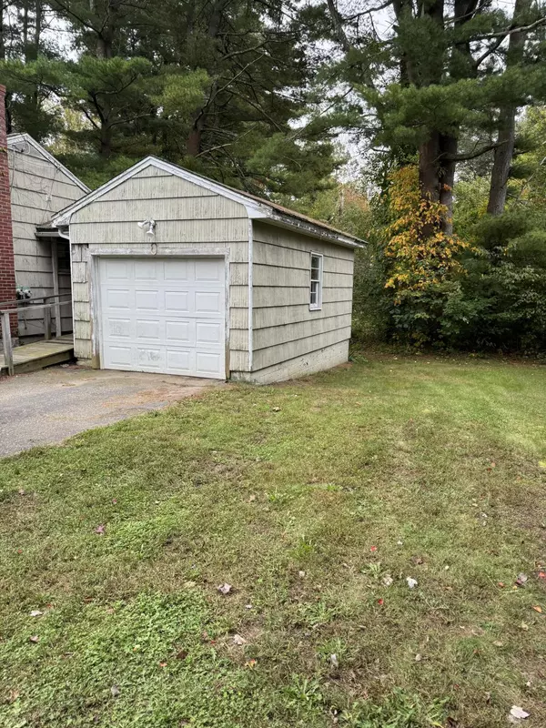 Kittery, ME 03904,20 Martin RD