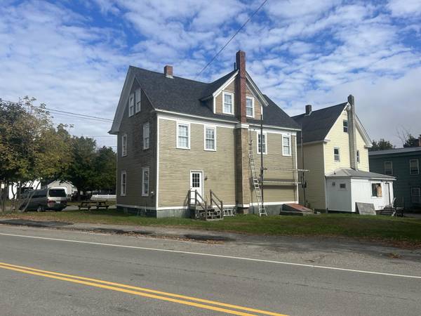 Millinocket, ME 04462,88 Pine ST