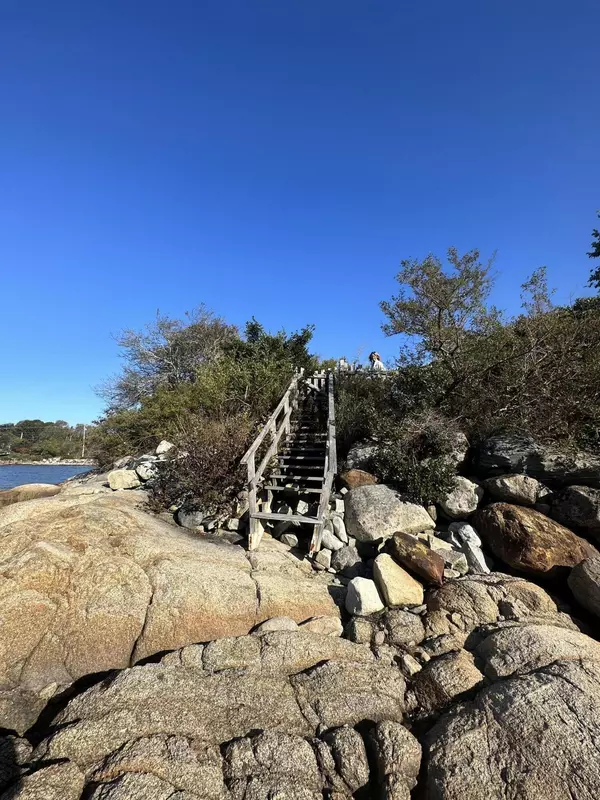 South Thomaston, ME 04858,67 Island RD