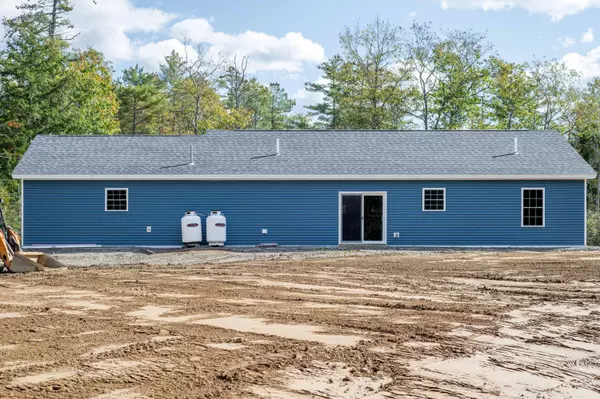 Hermon, ME 04401,500 Bog RD