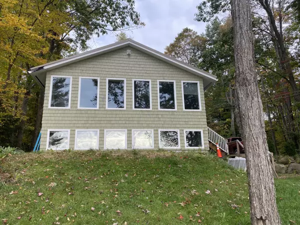 Poland, ME 04274,10 Spruce DR