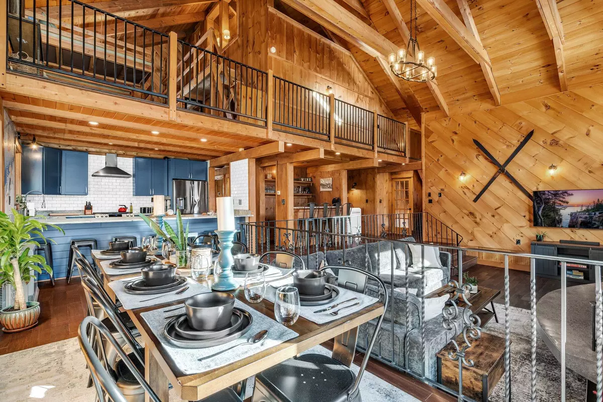 Newry, ME 04261,33 Greenbriar RD