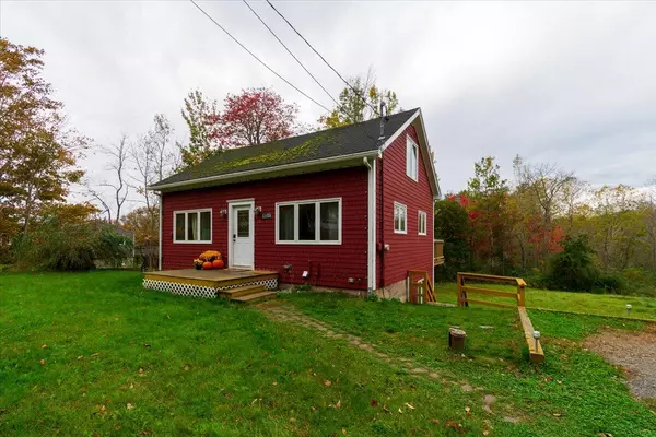 Union, ME 04862,159 S Union RD