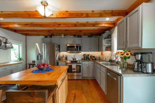 Lincolnville, ME 04849,2243 Belfast RD