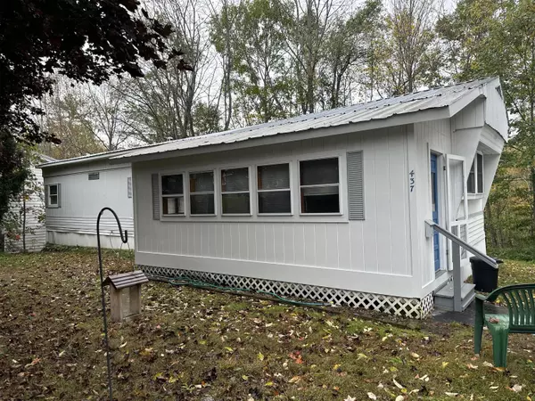 437 Maple ST, Rumford, ME 04276