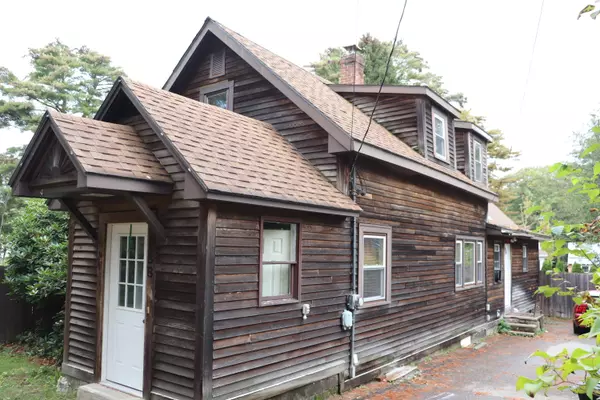 38 Carver RD, Hampden, ME 04444