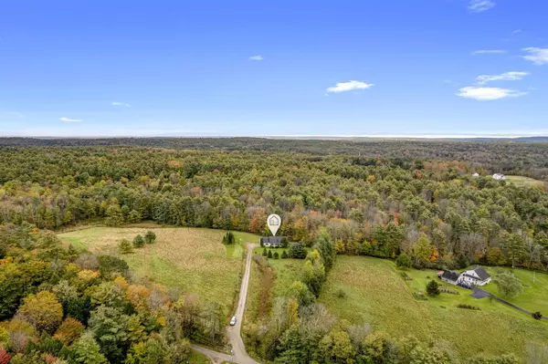 27 Cleaves RD, New Gloucester, ME 04260