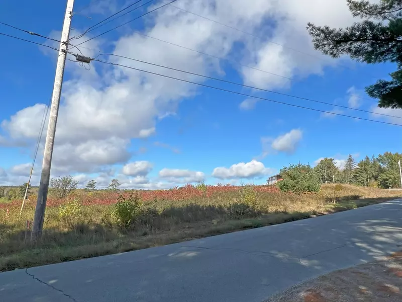 50-2 Cards Crossing, Franklin, ME 04634