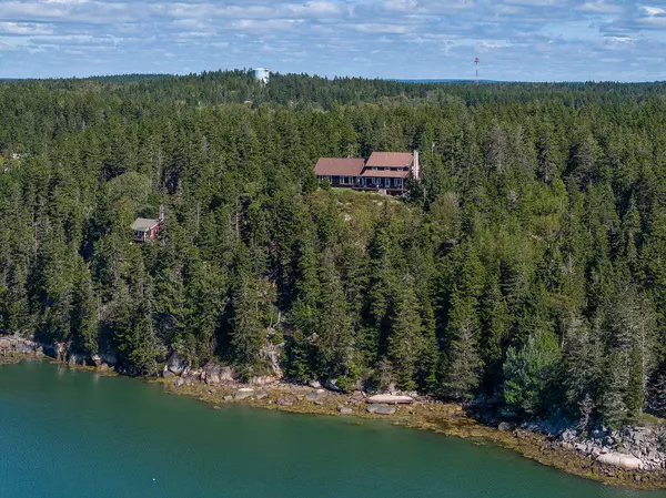 Stonington, ME 04681,25 Minister Field RD