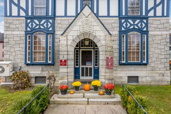 Gardiner, ME 04345,1 Lincoln AVE