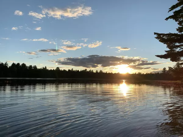 Lowell, ME 04493,158 N Shore RD