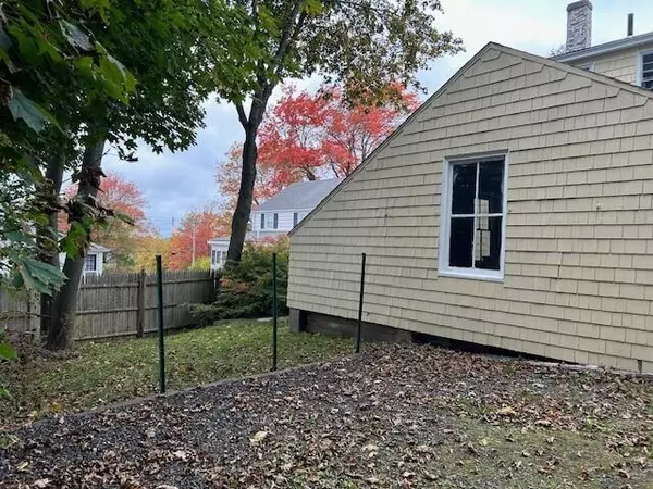 South Portland, ME 04106,229 Cottage RD