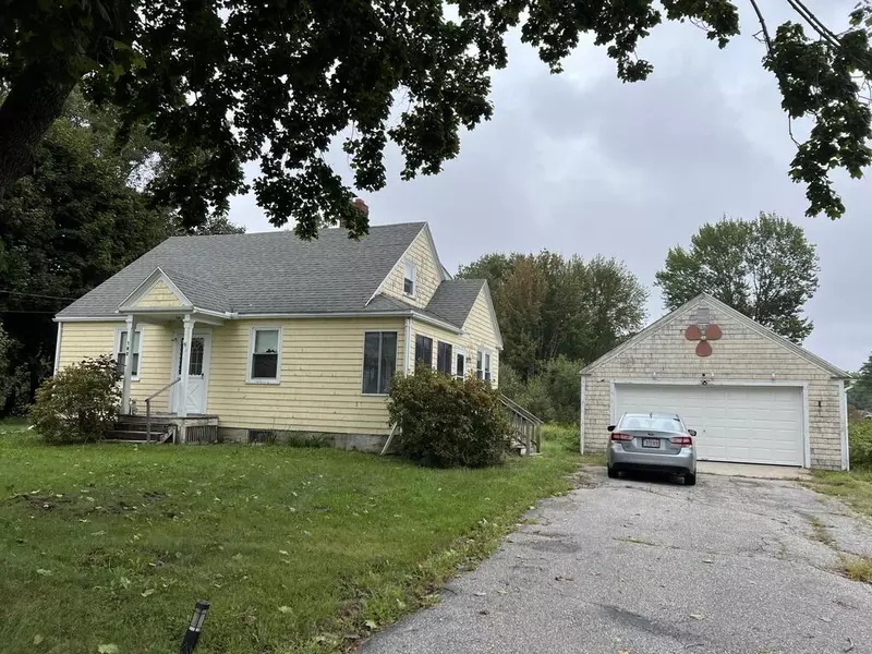 182 Princes Point RD, Yarmouth, ME 04096