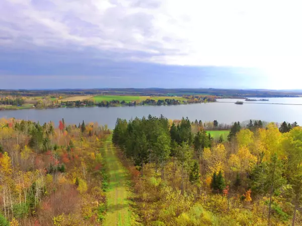 319 Cleveland RD, Saint Agatha, ME 04772