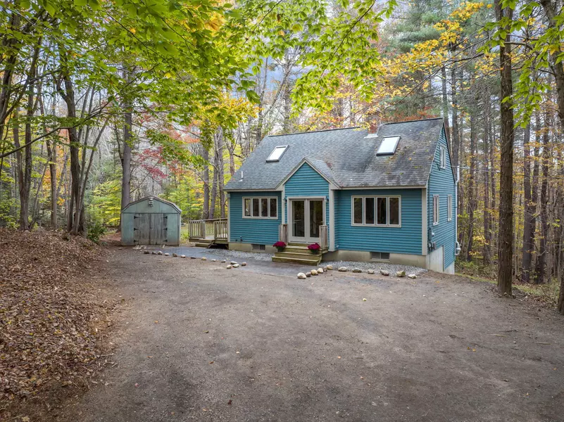320 Windham Center RD, Windham, ME 04062