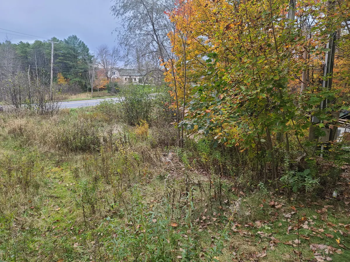 Wiscasset, ME 04578,119 Gardiner RD