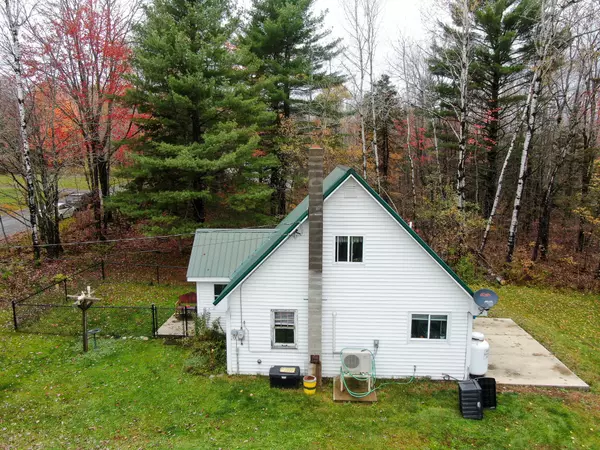 Cambridge, ME 04923,247 North RD