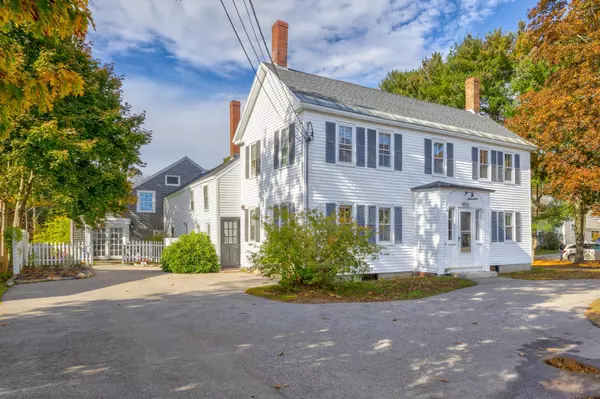 1830 Post RD, Wells, ME 04090