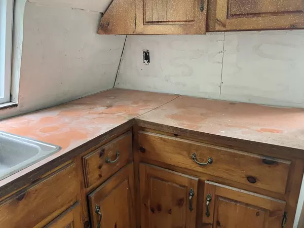 Alton, ME 04468,282 Hudson RD