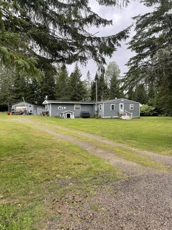 184 Thomas RD, Woodland, ME 04736