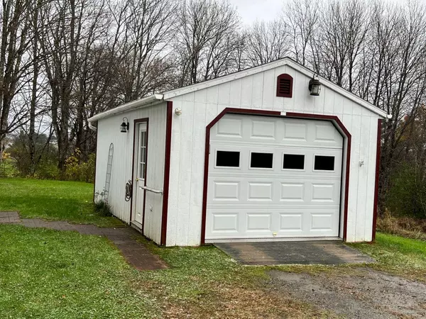 Skowhegan, ME 04976,214 Dudley Corner RD
