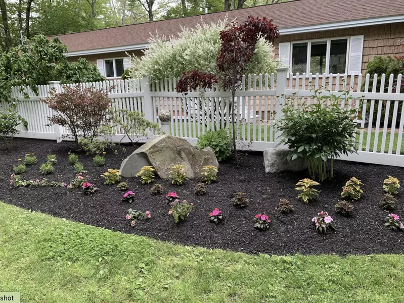 116 Captain Thomas RD, Ogunquit, ME 03907