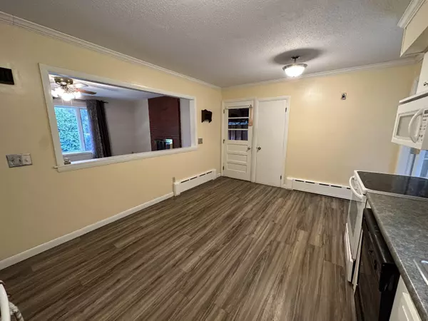 Oakland, ME 04963,9 Birchwood DR