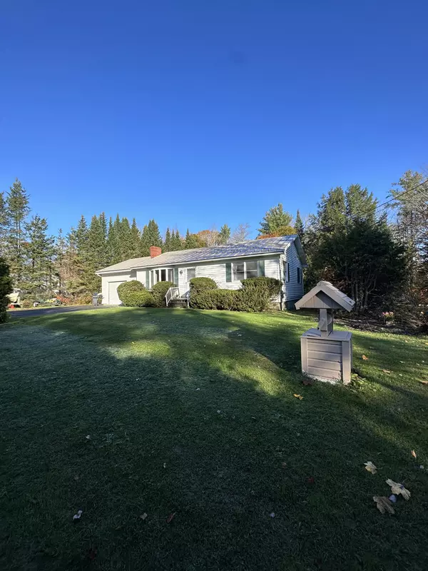 Oakland, ME 04963,9 Birchwood DR